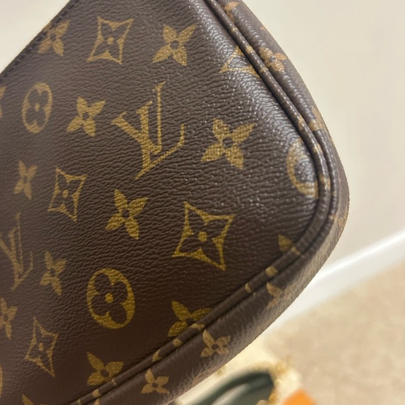 Louis Vuitton multi Pochette Accessories - Picture 6 of 16